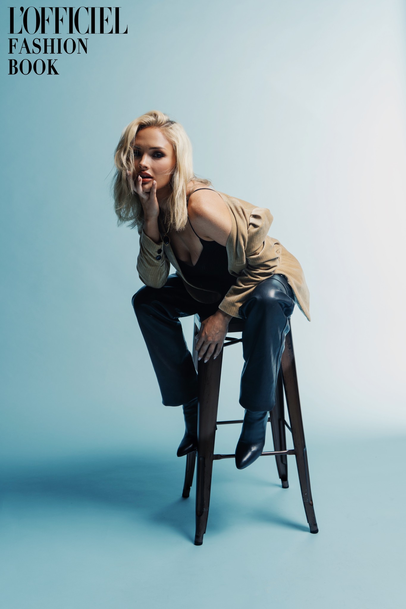 Full Look: Isabel Marant
Necklace: Isabel Marant
Earrings: Gabriela Artigas
Boots: Manolo Blahnik