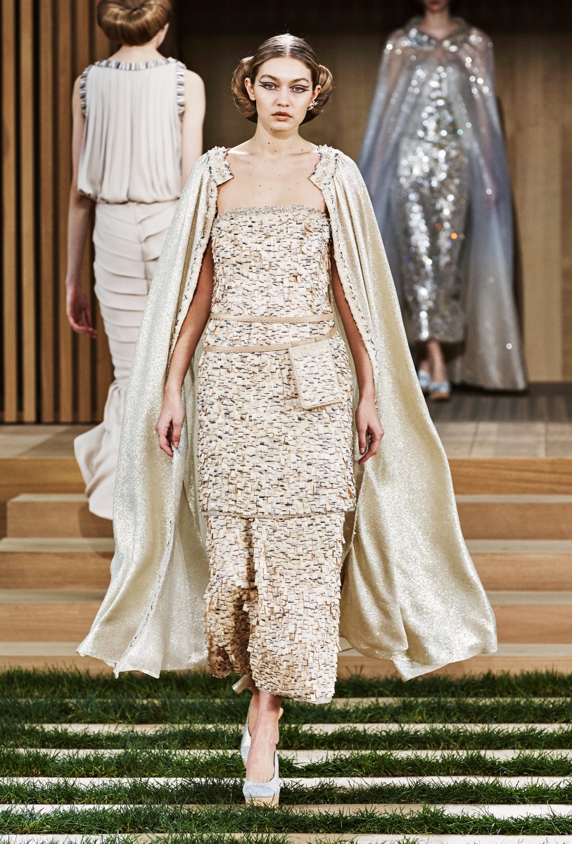 Slideshow: Chanel SS16 Haute Couture